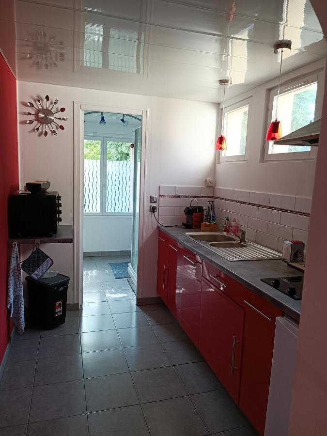 Gîte indépendant Diz'enreves au cœur des vignes Dizy Exterior foto